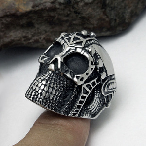 Popular punk estilo cráneo demonio Satan cabeza <span class=keywords><strong>rock</strong></span> roll titanio anillo de acero inoxidable para los hombres - Product Image 3