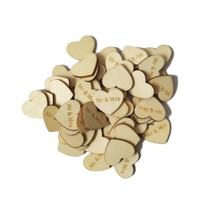 Colore del legno originale "<span class=keywords><strong>MR</strong></span> & MRS" cuori a forma di Laser taglio ornamenti in legno eco-friendly appesa a parete per l'artigianato della vernice - Product Image 1