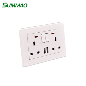 2gang Interrupteurs 3 Broches 13A Électrique Prise Murale Double Prise UK Avec 2 Ports <span class=keywords><strong>USB</strong></span> - Product Image 2