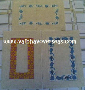 Tapis de Bain Absorbant Antidérapant de Luxe Moderne, Motif Solide de Vague en Zig Zag, Coton Microfibre Fabriqué à la Machine pour la Salle de Bain à Domicile - Product Image 3