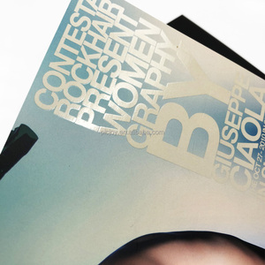 En gros A5 210x148mm 300gsm papier couché brillant <span class=keywords><strong>pas</strong></span> <span class=keywords><strong>cher</strong></span> flyer imprimante affiches avec impression UV à shanghai - Product Image 6