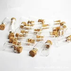 Mini 0.5ml1ml1.5ml2ml glass wishing bottle with plastic wood plug nail accessory sealed container