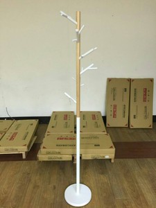 Expositor clásico de ropa con forma de uñas de 6 ganchos - Product Image 3