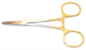 Portaagujas WEBSTER TC 13 CM con insertos de carburo de tungsteno, mango dorado, instrumentos quirúrgicos, certificado CE Clase II - Product Image 4