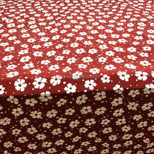 100% <span class=keywords><strong>tissu</strong></span> <span class=keywords><strong>imprimé</strong></span> floral en <span class=keywords><strong>crêpe</strong></span> <span class=keywords><strong>de</strong></span> <span class=keywords><strong>soie</strong></span> pure pour robes <span class=keywords><strong>de</strong></span> nuit pour filles mariages Textiles <span class=keywords><strong>de</strong></span> maison - Product Image 2