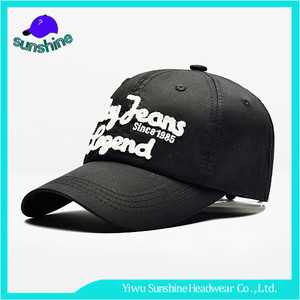2016 <span class=keywords><strong>a</strong></span> granel venta hombres negros clásicos gorras de béisbol con <span class=keywords><strong>el</strong></span> logotipo de letras respaldo ajustable - Product Image 1