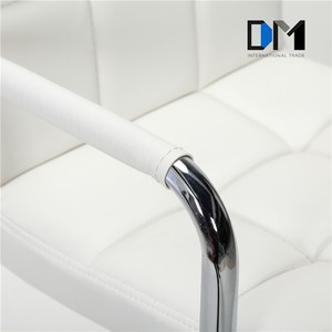 <span class=keywords><strong>Tabouret</strong></span> de <span class=keywords><strong>bar</strong></span> en cuir véritable personnalisé à prix réduit, <span class=keywords><strong>tabouret</strong></span> de <span class=keywords><strong>bar</strong></span> de cuisine réglable, <span class=keywords><strong>tabouret</strong></span> de <span class=keywords><strong>bar</strong></span> blanc avec accoudoirs - Product Image 5