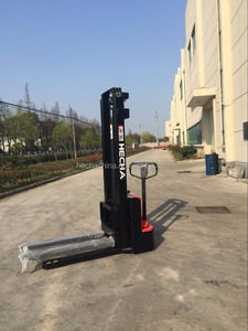 Apilador Eléctrico Autopropulsado de 1000 kg de Capacidad de Heli <span class=keywords><strong>Forklift</strong></span> Co., Ltd. - Product Image 5