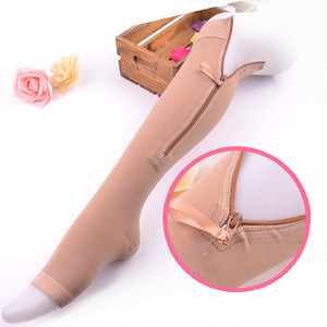 <span class=keywords><strong>Medias</strong></span> de compresión médica para venas varicosas hasta la rodilla de color sólido con cremallera para venta al por mayor - Product Image 2