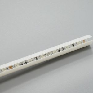 Éclairage LED <span class=keywords><strong>sous</strong></span>-meuble à bande lumineuse à clipser sur le côté arrière de l'étagère en <span class=keywords><strong>verre</strong></span>, DC12V, kit de télécommande RF - Product Image 4