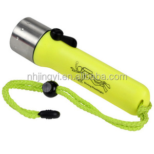 <span class=keywords><strong>Linterna</strong></span> de <span class=keywords><strong>Buceo</strong></span> LED T6 de 1000 Lúmenes, Recargable con Batería AAA, Cuerpo de Goma Impermeable IP68, para Camping y Emergencias - Product Image 6