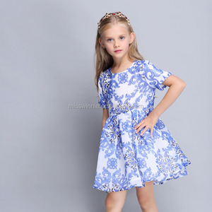 OEM-Vestidos personalizados para madre e hija, ropa familiar, traje de tela de gasa con patrón impreso, estilo informal - Product Image 4