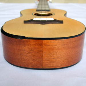 Raysen kosten günstige Solid vSpruce Sapele Ukulelen mit Armlehne <span class=keywords><strong>China</strong></span> Ukulele <span class=keywords><strong>Bass</strong></span>