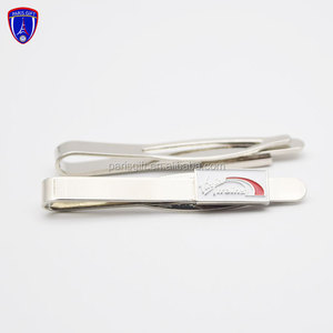 Pince à cravate vierge du Royaume-Uni avec logo personnalisé - Product Image 2