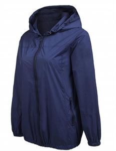 Femmes de <span class=keywords><strong>Randonnée</strong></span> Vêtements Léger Imperméable Avec Capuche - Product Image 2