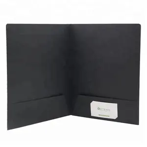 مجلدات باللون الأسود مع شعار مطبوع مخصص فاخرة للبيع بالجملة بمقاس a4 مع جيبين