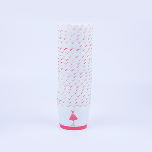 Vente chaude jetable papier gâteau tasse taille différente et cloers - Product Image 3