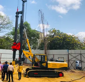 LR130 Pengeboran Kedalaman 25 M Pengeboran Tumpukan Rig Machine