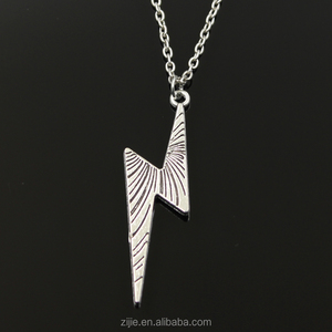 Cadena de plata de la moda muestra gratis en Stoke fulmination relámpago colgante collar - Product Image 2