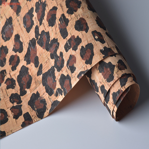 Belle conception flammé naturel liège adhésif d'impression <span class=keywords><strong>de</strong></span> feuilles <span class=keywords><strong>de</strong></span> liège pour sacs <span class=keywords><strong>de</strong></span> dame - Product Image 1