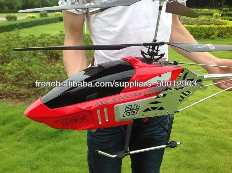 En 2013, plus longues jouets d'hélicoptère de contrôle à distance du monde