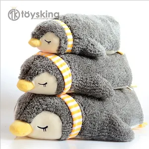 Nouveaux fabricants chinois jouet tendance nouveau animal marin bébé pingouin en peluche doux oreiller poupée cadeaux pour enfants jouet en peluche