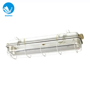 โคมไฟฟลูออเรสเซนต์กันน้ำ<span class=keywords><strong>2X40W</strong></span> พร้อมฝาครอบพลาสติกและตัวป้องกันโลหะ - Product Image 1