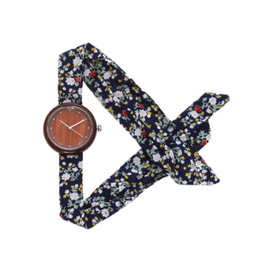 Commercio all'ingrosso <span class=keywords><strong>di</strong></span> Disegno <span class=keywords><strong>di</strong></span> Modo Delle Donne Orologi del Quarzo Della Cinghia <span class=keywords><strong>di</strong></span> Stoffa In <span class=keywords><strong>Legno</strong></span> Orologi Da Polso - Product Image 2