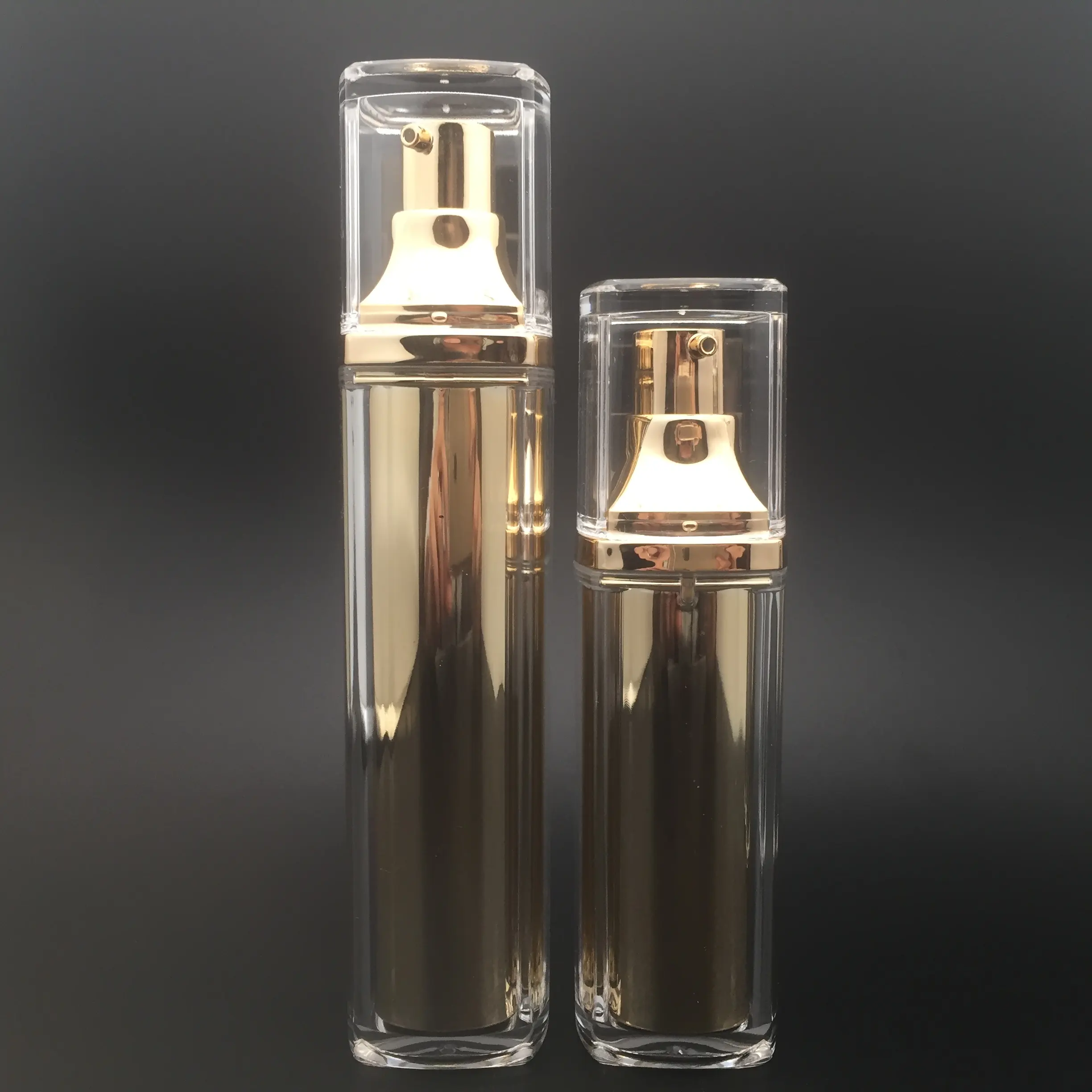 यूवी लेपित सोने एक्रिलिक वायुहीन सीरम बोतल के लिए आयत आकार