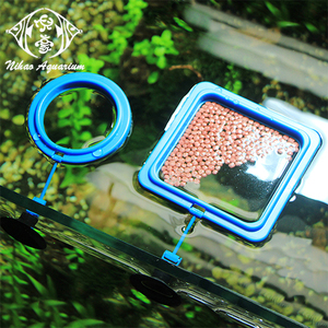 Anillo Flotante Cuadrado Azul para Alimentar Peces - Comedero Duradero con Ventosa para Acuarios, Ideal para Peces Pequeños, <span class=keywords><strong>Guppys</strong></span> y Bettas - Product Image 2