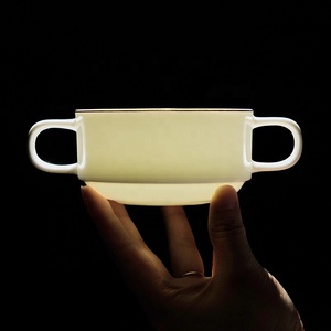 Service <span class=keywords><strong>de</strong></span> table <span class=keywords><strong>en</strong></span> <span class=keywords><strong>porcelaine</strong></span> Hosen 28 pièces avec bordure dorée, motif végétal, fabriqué au Guangdong, <span class=keywords><strong>en</strong></span> stock, qualité supérieure, pour hôtels et restaurants - Product Image 3