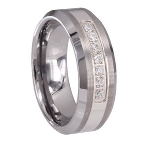 Anillo de Tungsteno Castillo de Stirling 2025: 8mm con Incrustaciones de Acero y Circonita Negra, Anillo de Matrimonio - Product Image 6