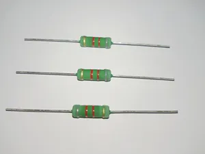 La plage de valeur de résistance est de 1 R ~ 200 k Série de films d'oxyde métallique MO <span class=keywords><strong>8K2</strong></span> - Product Image 2