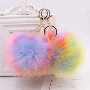 Porte-clés de mode pour femmes, pompons en fausse fourrure de renard de 3,9 pouces, vente en gros, <span class=keywords><strong>pas</strong></span> <span class=keywords><strong>cher</strong></span>, nouveaux, colorés, duveteux, cadeaux d'anniversaire pour filles - Product Image 2