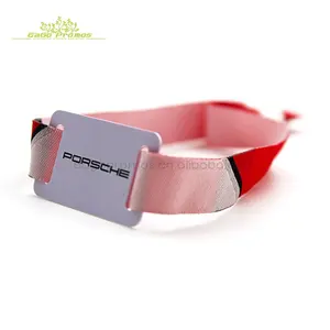 2024 New Style Top Sale Fast Deliver Fashion Comfortable 125khz Magnetic Lock RFID Wristbands Bracelet