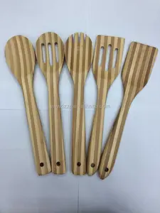 Set di utensili in bambù ecologico set di utensili da cucina in bambù appesi in vendita