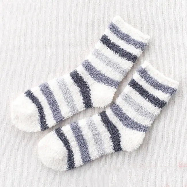 Chaussettes en laine pour femmes, chaussons de sol pour dormir au chaud, collection hiver