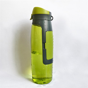 Botella de Agua Deportiva Promocional de Plástico de 750 ml con Compartimento de Almacenamiento y Tarjetero - Product Image 2