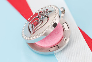 316L Stainless Steel <strong>Men's</strong> Vintage Box Chain Aroma <strong>Locket</strong> Essential Oil Diffuser Necklace for Anniversary - Product Image 5