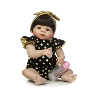 2018 vendita calda in silicone Reborn Baby girl Doll 57 cm victoria vestito Pieno Del corpo del Silicone Fatto A Mano Realistico bambini Bambole giocattolo