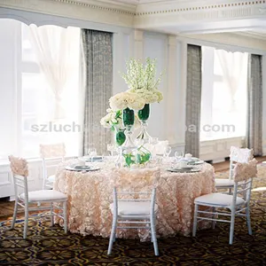 最畅销的花式花环缎婚礼桌布工厂