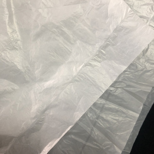 Delantal desechable de plástico LDPE sostenible al por mayor para salón de un solo uso - Product Image 6