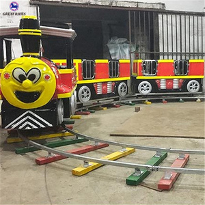Navidad niños Parque <span class=keywords><strong>de</strong></span> Atracciones juego maquinaria eléctrica <span class=keywords><strong>de</strong></span> dibujos animados mini <span class=keywords><strong>thomas</strong></span> tren <span class=keywords><strong>de</strong></span> juguete para la venta - Product Image 2