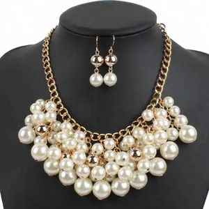 Hot Sale schönen Stil Perle Kupfer beschichtete Perlen Metall kette Halskette und Ohrringe Sets
