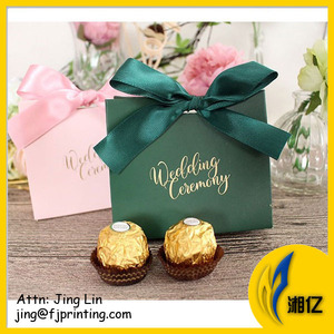 <span class=keywords><strong>Sac</strong></span> en papier pour cadeaux <span class=keywords><strong>de</strong></span> fête <span class=keywords><strong>de</strong></span> mariage ou d'<span class=keywords><strong>anniversaire</strong></span> avec nœud en ruban doré personnalisé avec logo imprimé - Product Image 3