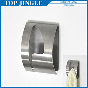 Colgador de toallas de baño de acero inoxidable de diseño moderno con imán - Product Image 2