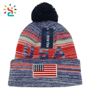 Gorro bordado con bandera americana personalizado, Jacquard Gorro con pompón, gorros de moda de EE. UU. - Product Image 1