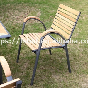 Conjunto de Comedor para Exteriores para Todo Clima: Mesa y Sillas de Madera Natural (4 Piezas) para Jardín/<span class=keywords><strong>Terraza</strong></span> de Cafetería - Product Image 3