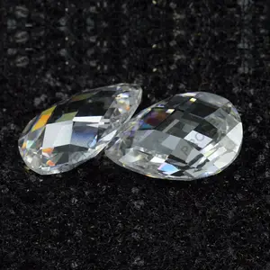 热销梨形双格子切割白色立方氧化锆钻石宽松宝石CZ