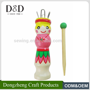 Pratico Telaio per Lavori a Maglia con Corda, Kit Fai-da-Te per Creare Bamboline, Filato in Plastica e Lana - Product Image 3